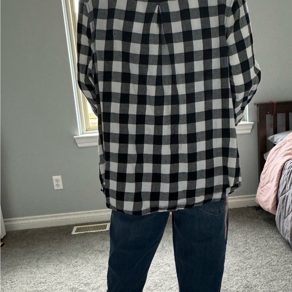 Faded Glory Black and White Plaid Shirt with Jean Capris - Picture 3 of 6